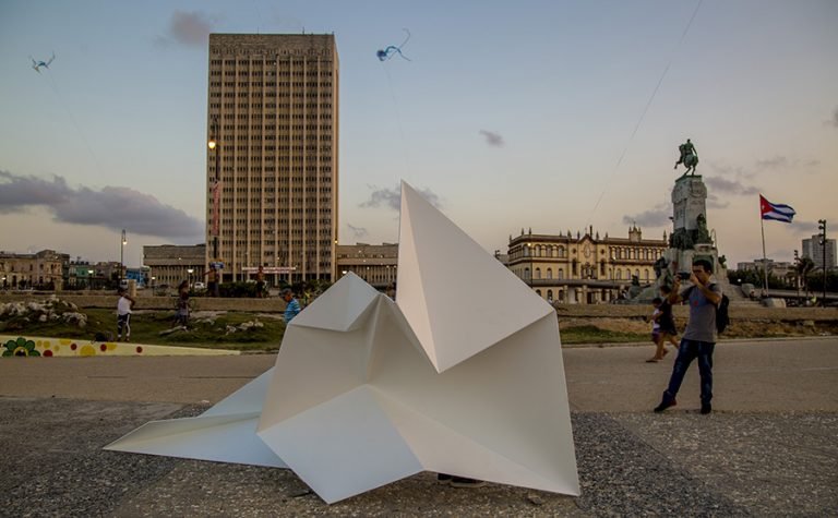 Hacer de EEUU. Sin horizonte. Foto: Ismael Francisco/ Cubadebate.