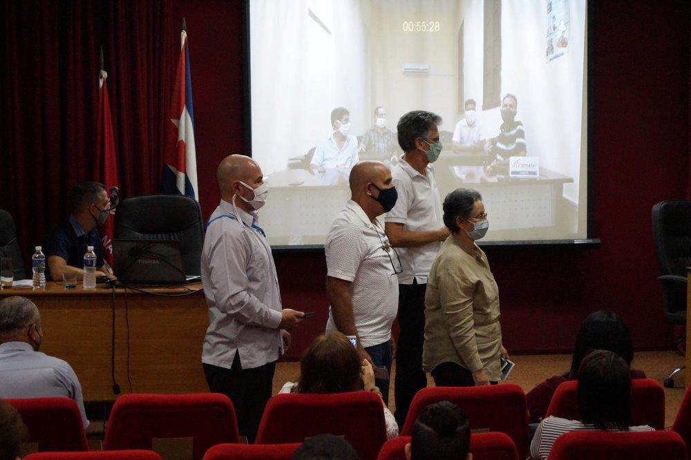 entrega de la medalla Juan Tomás Roy a trabajadores destacados