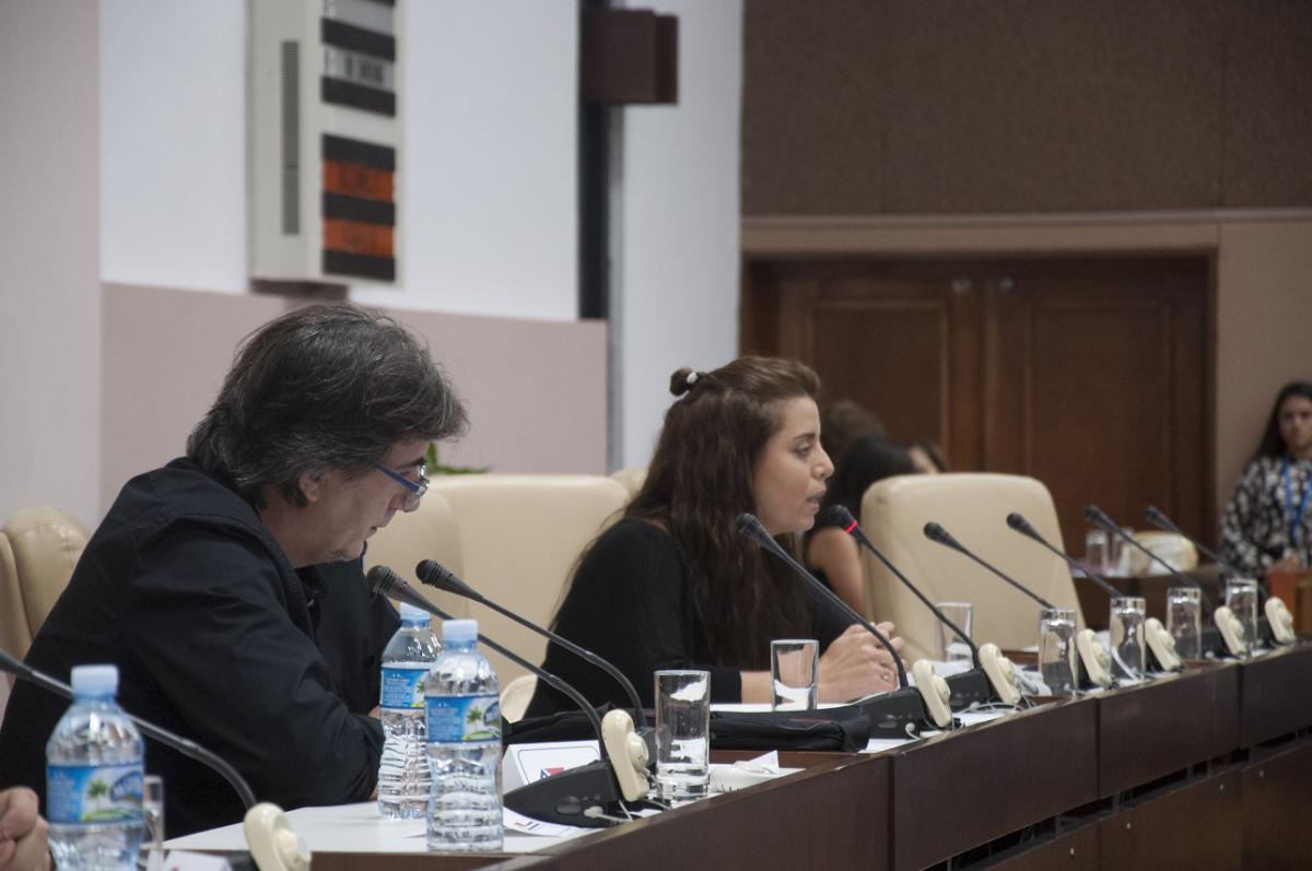 En el panel participaron Patricia Villegas, presidenta de TeleSur, Daniel Rosso, sociólogo argentino y Ricardo Ronquillo, presidente de la UPEC (Liz Armas Pedraza/Cubahora) En el panel participaron Patricia Villegas, presidenta de TeleSur, Daniel Rosso, sociólogo argentino y Ricardo Ronquillo, presidente de la UPEC (Liz Armas Pedraza/Cubahora)