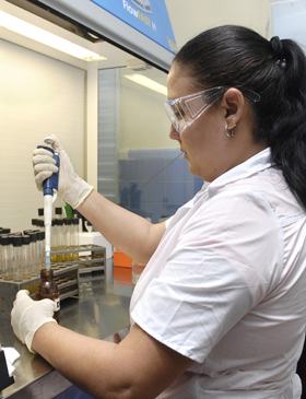 Estudios hechos por investigadores del Cimab arrojan que en los ríos habaneros la contaminación es, sobre todo, bacteriológica, de origen fecal.