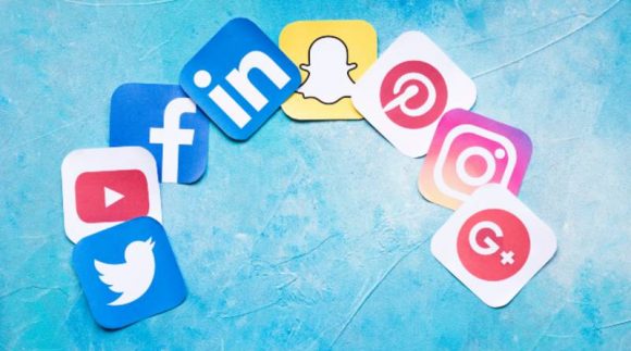 Redes sociales. Ilustración: Trece Bits Redes sociales. Ilustración: Trece Bits